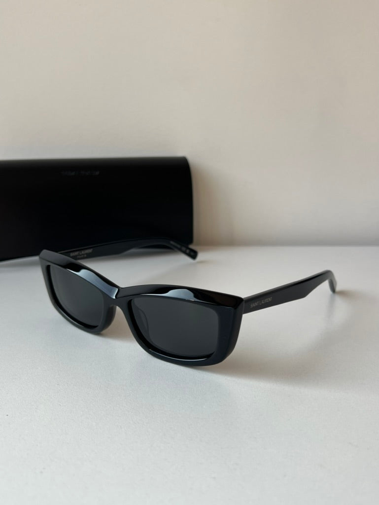 Saint Laurent SL658 Sunglasses in Black