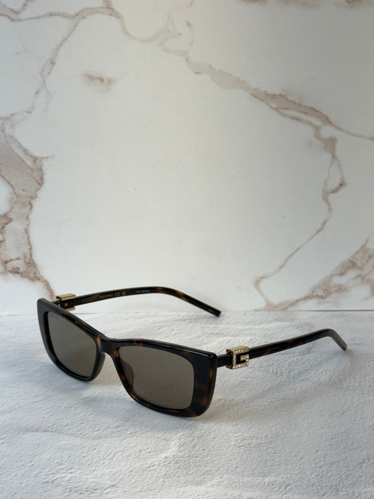 Gafas de sol negras con mariposa y logo Marmont de Gucci GG0765SA