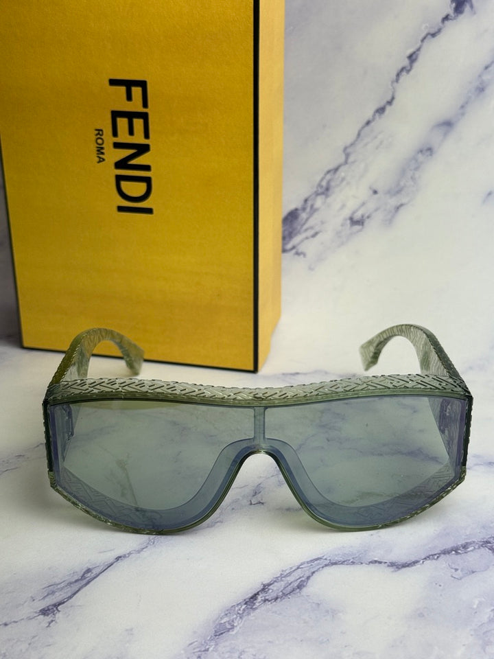 Fendi FE40128I Mask Sunglasses in Monogram Logo Green