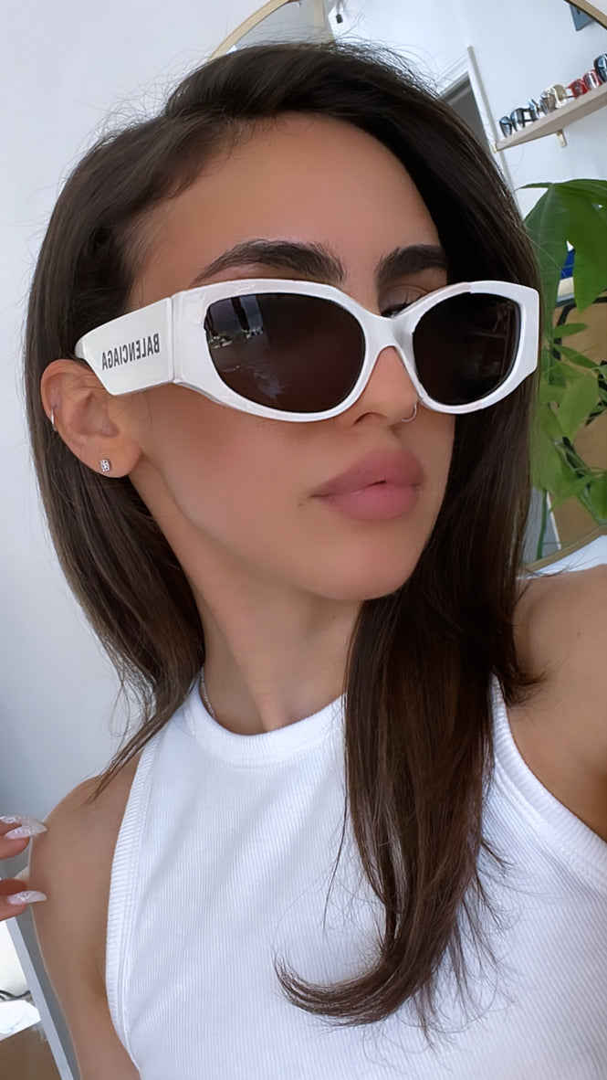 krigsskib fritid smidig Balenciaga BB0258S White Sunglasses – Designer Daydream