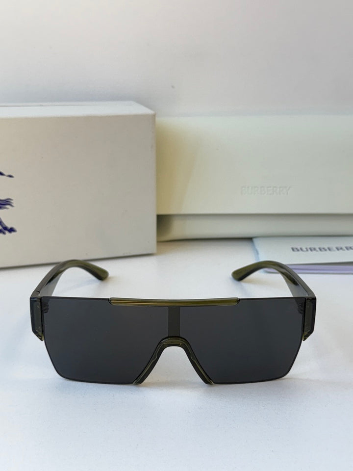 Burberry BE4291 Gafas de sol con escudo espejado en dorado