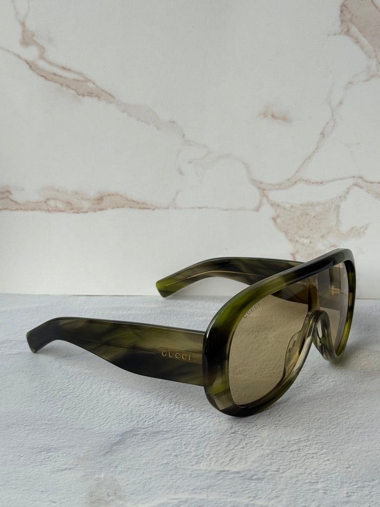 Gucci GG2164S Oversized Aviator Sunglasses in Green
