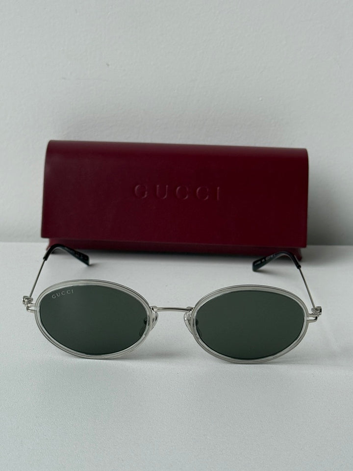 Gafas de sol extragrandes Gucci GG0817S con lentes grises 