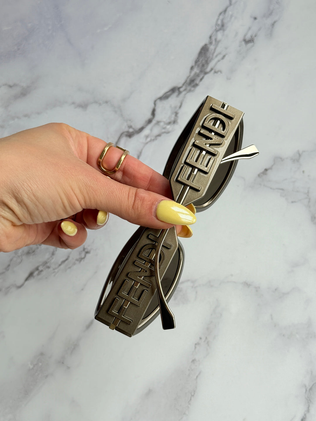 Fendi FE40120I Fendigraphy Bronze Wrap Sunglasses