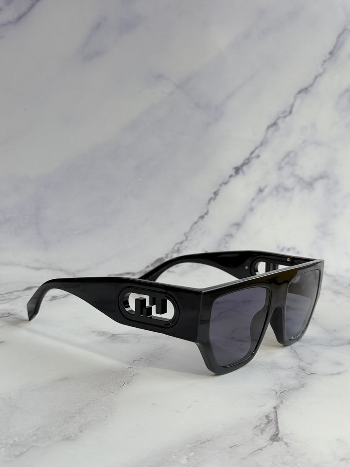 Fendi FE40108U O'Lock Black Sunglasses