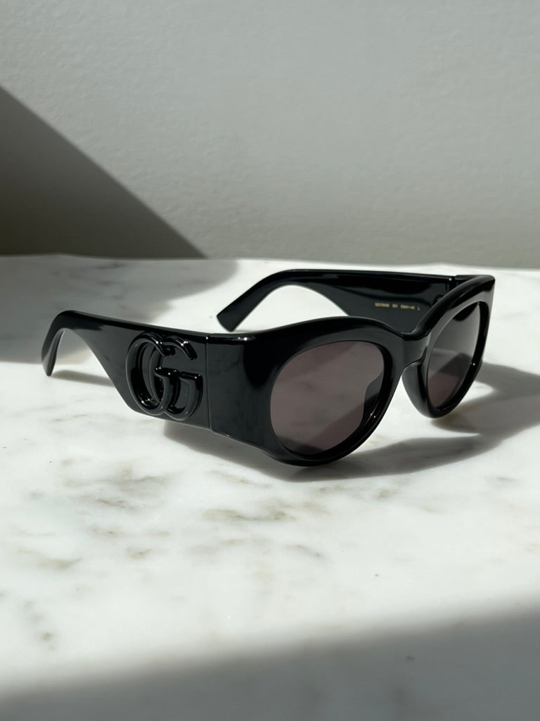 Gucci GG1544S Thick Rim Sunglasses in Black
