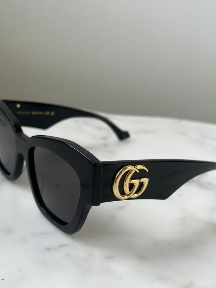 Gucci GG1422S Thick Rim Cat Eye Sunglasses in Black