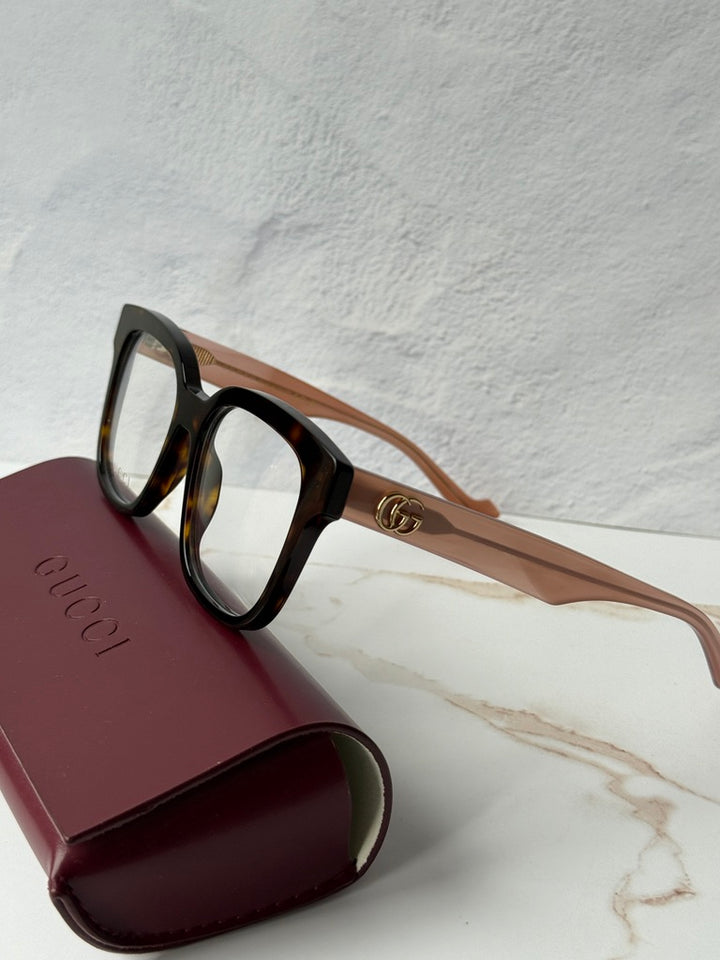 Marcos cuadrados Gucci GG0958O en marrón 