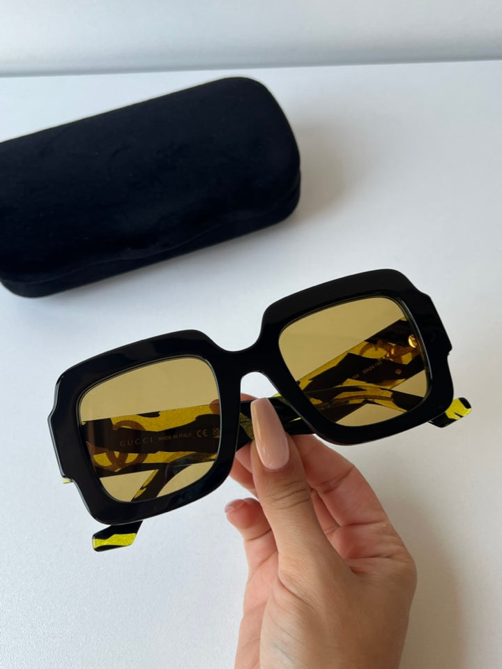 Gucci GG1547S Thick Rim Square Sunglasses in Black Yellow