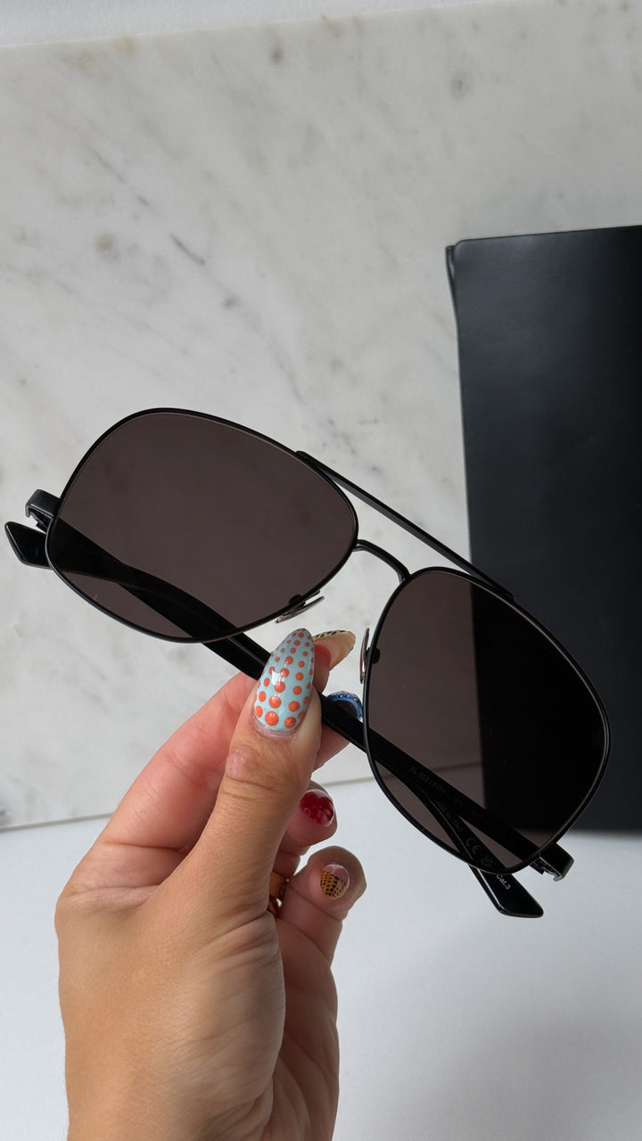 Saint Laurent SL653 Leon Aviator Sunglasses in Black