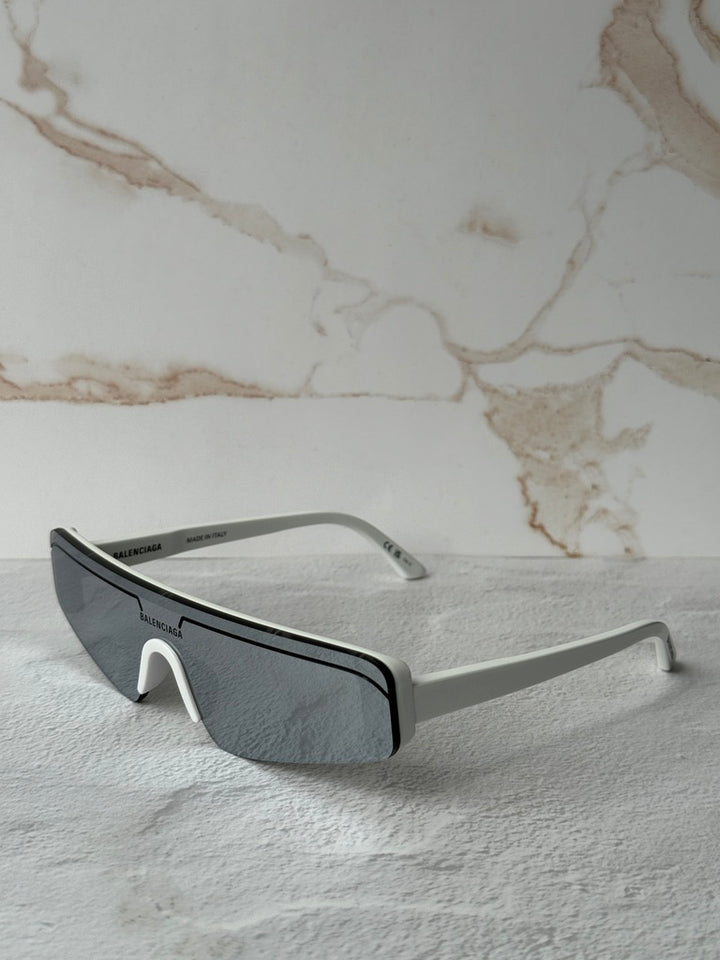 Balenciaga BB0003S 001 Gafas de sol espejadas con escudo de esquí en negro