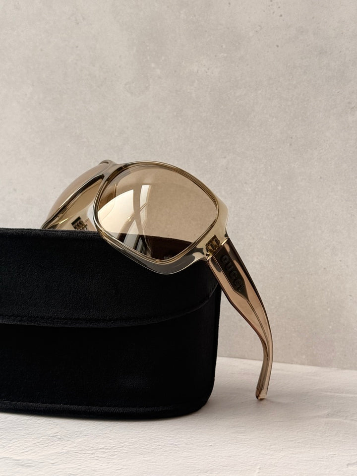 Gafas de sol con montura gruesa en marrón Gucci GG1338SK