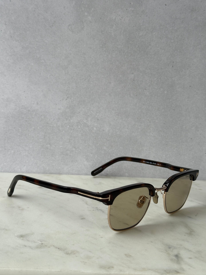 Dark Havana brown sunglasses angled view with brown tinted lenses and gold hinges