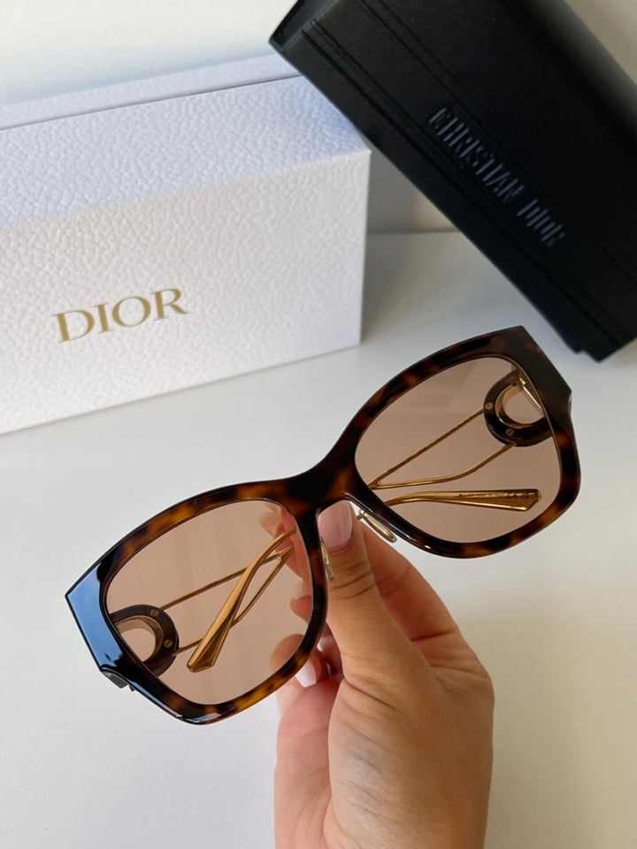 Dior 30Montaigne B2U Cat Eye Sunglasses in Tortoise Brown