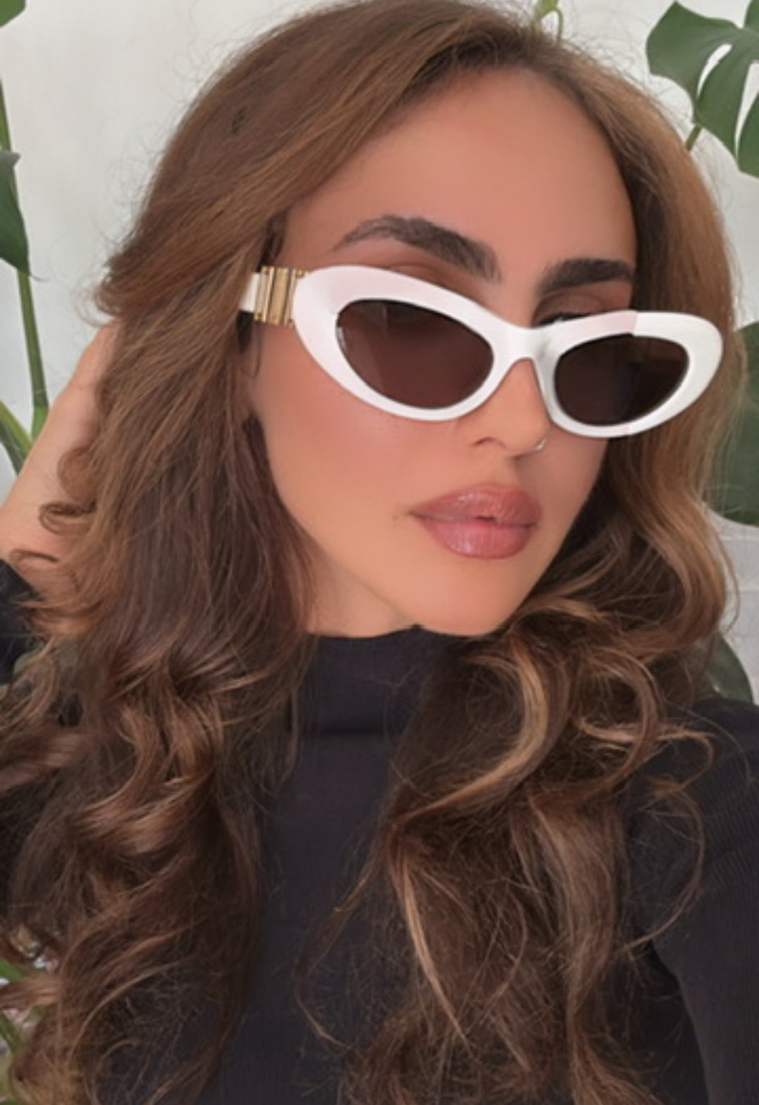 Loewe LW40156U Cat Eye Sunglasses in White