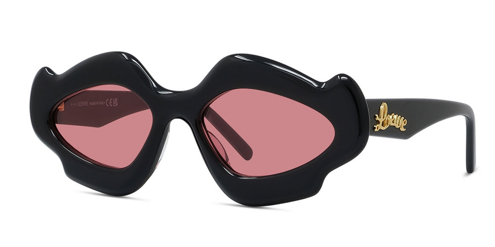 Loewe LW40109U black cat-eye sunglasses with pink tinted lenses and glossy curved frame