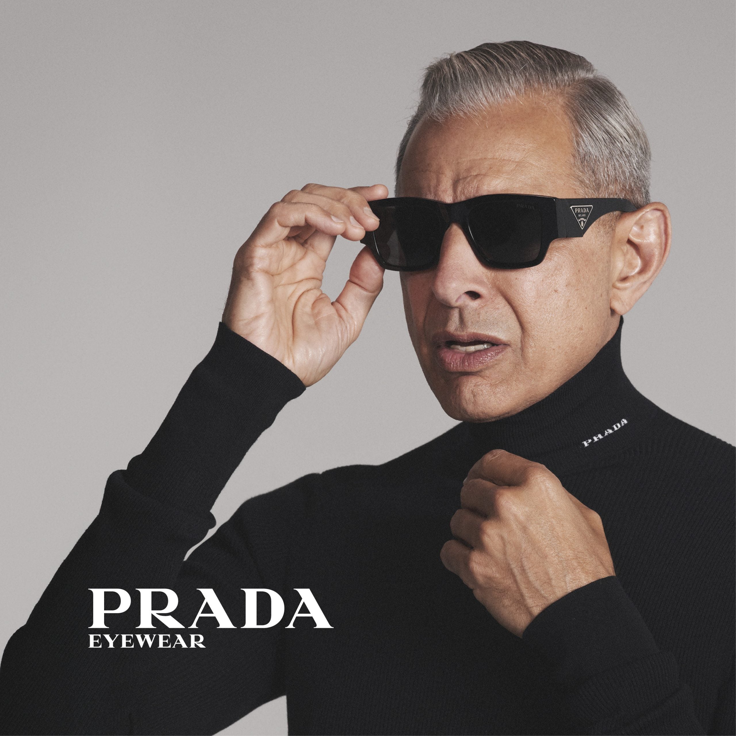 PRADA サングラス ブラック　PR10ZS Prada PR10ZS Sunglasses in Black | Designer Daydream