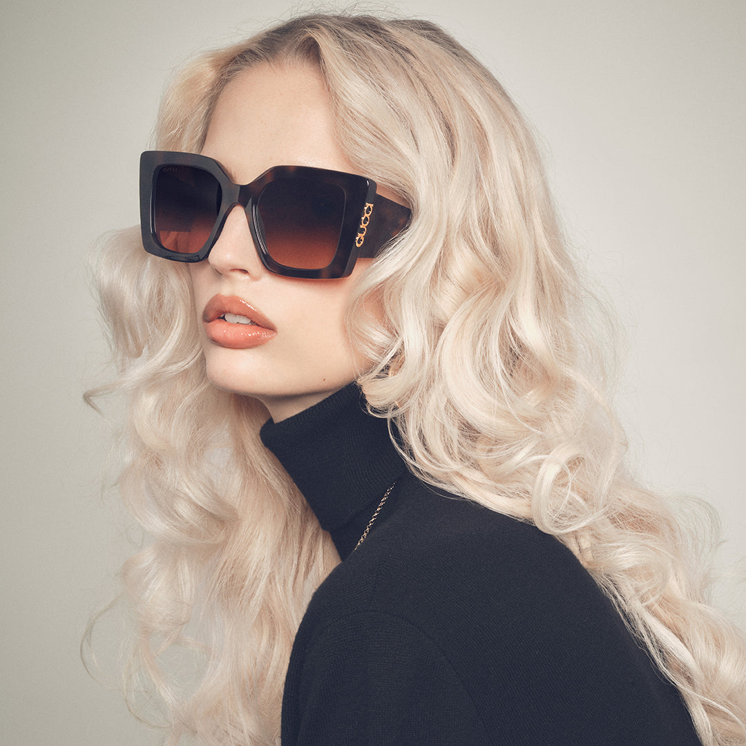 Gafas de sol extragrandes Gucci GG0817S con lentes grises 