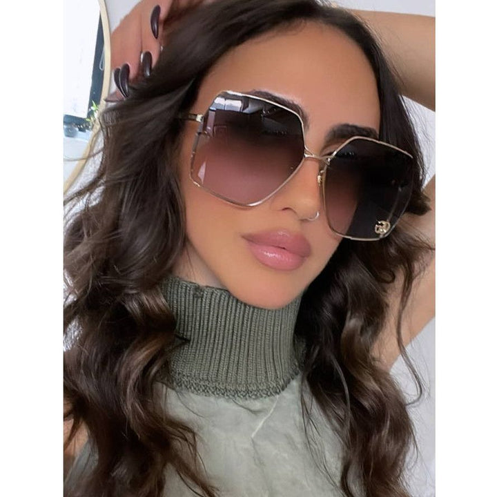 Gucci GG0817S Oversized Marmont Sunglasses in Grey Lens