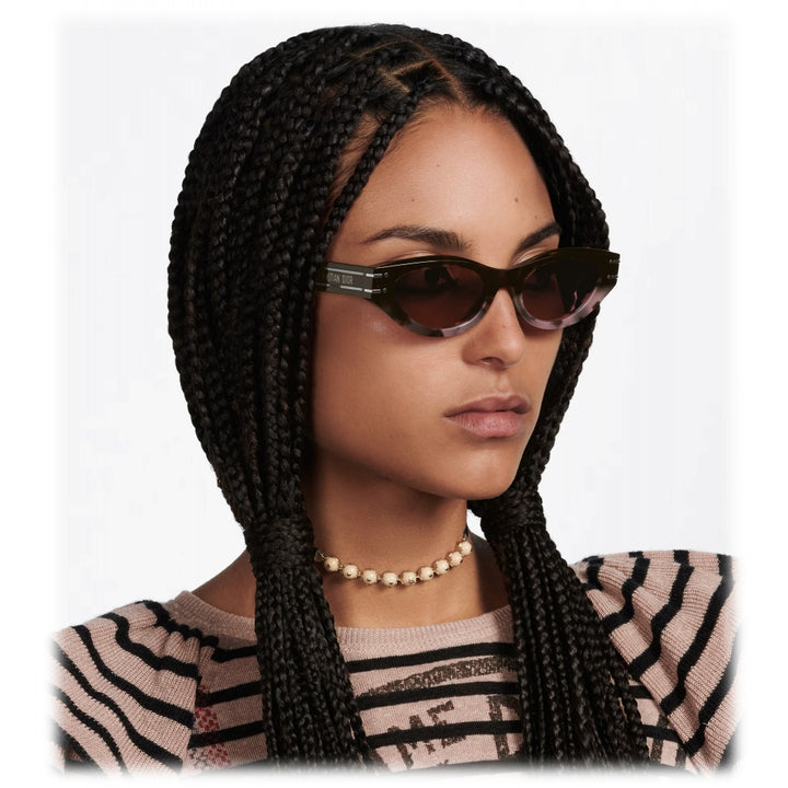 Dior Signature B5I Cat Eye Sunglasses in Dark Havana