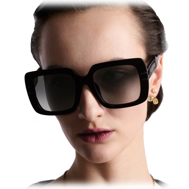 Dior Signature S11F Sunglasses in Black