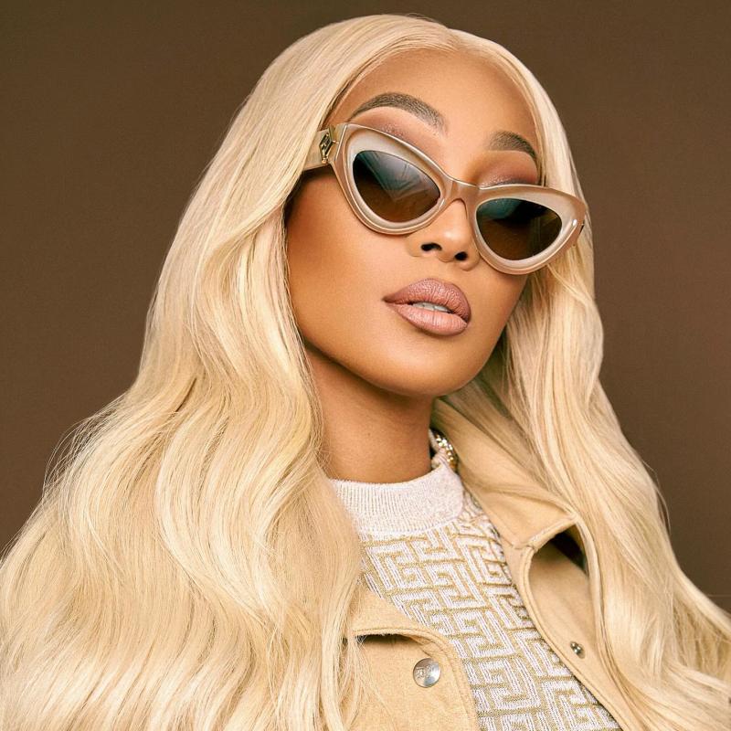 Fendi FF Diamonds FE40146I Cat Eye Sunglasses in Beige