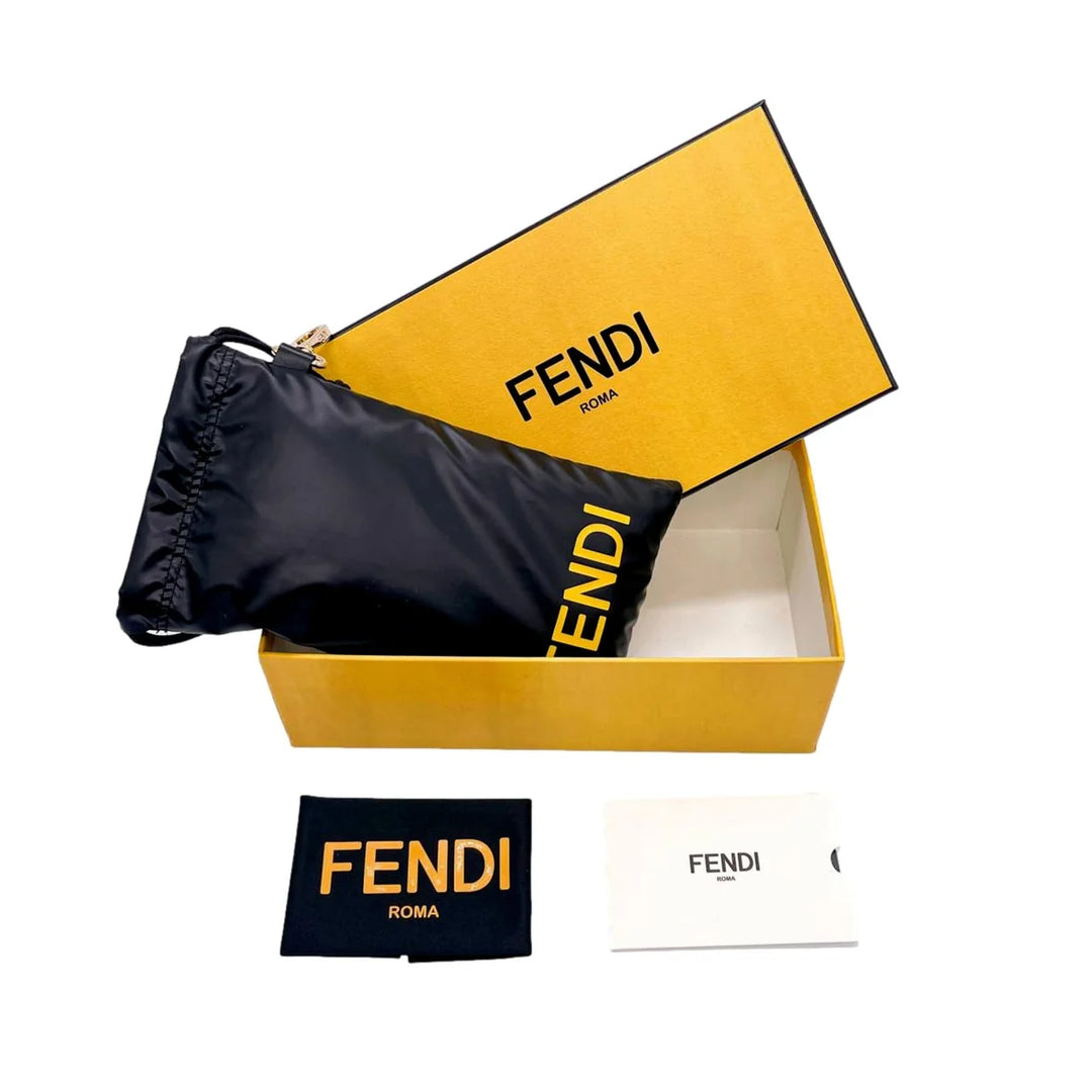 Fendi FE40040U Gafas de sol redondas negras con espejo 