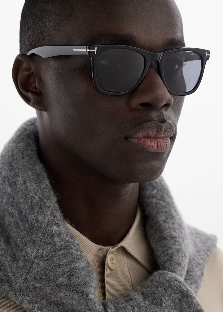 Tom Ford Sari FT0690 Gafas de sol polarizadas negras