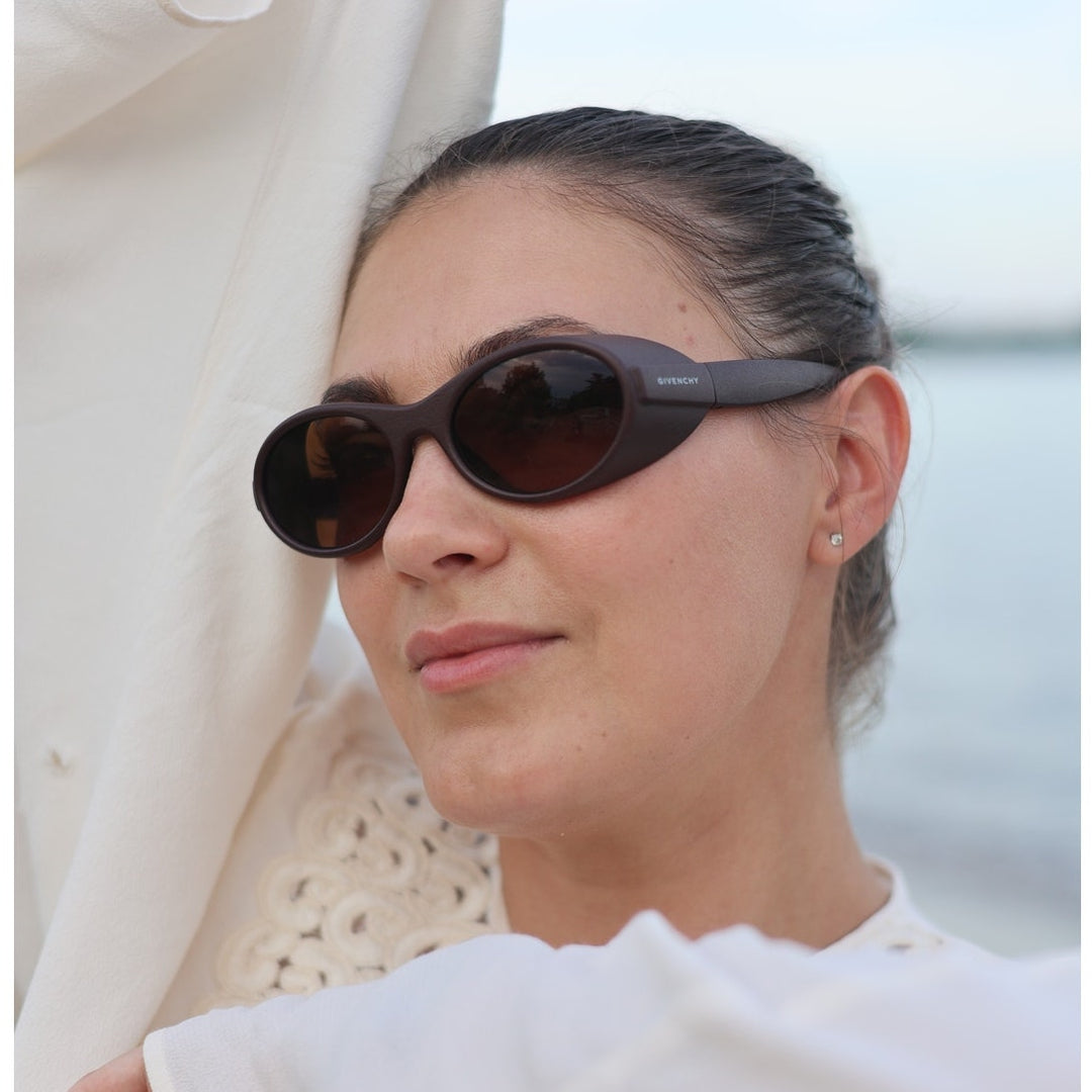 Givenchy GV40065I Unisex Sunglasses in Black