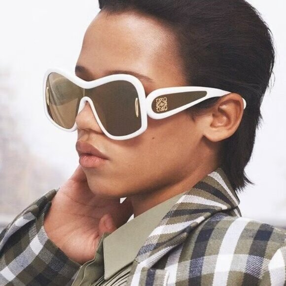 Loewe LW40131I Wave Mask Sunglasses in White Gold Mirror
