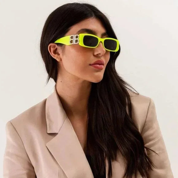 Balenciaga BB0096S Gafas de sol con logo en amarillo