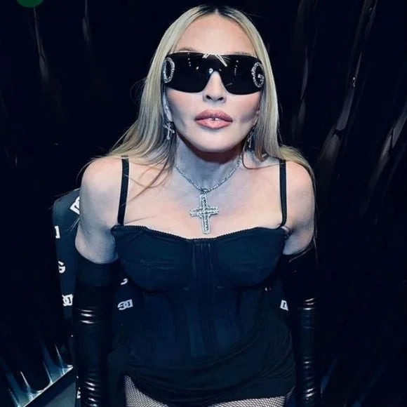 Dolce &amp; Gabbana DG2298B Gafas de sol con escudo negro cristalino 