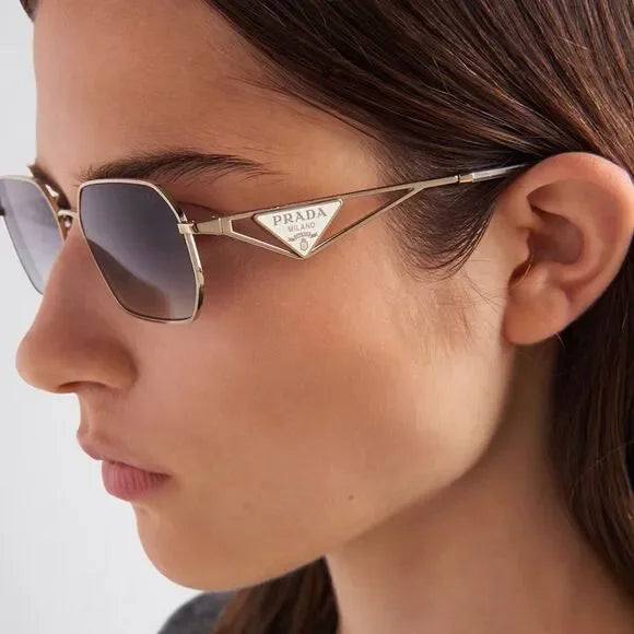 Gafas de sol Prada PR A51S en espejo azul dorado 