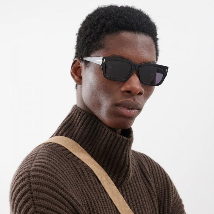 Tom Ford Ezra FT1075 Sunglasses in Black