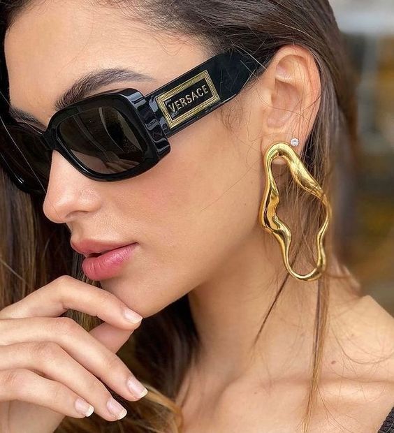 Versace VE4377 Gafas de sol rectangulares con logo negro