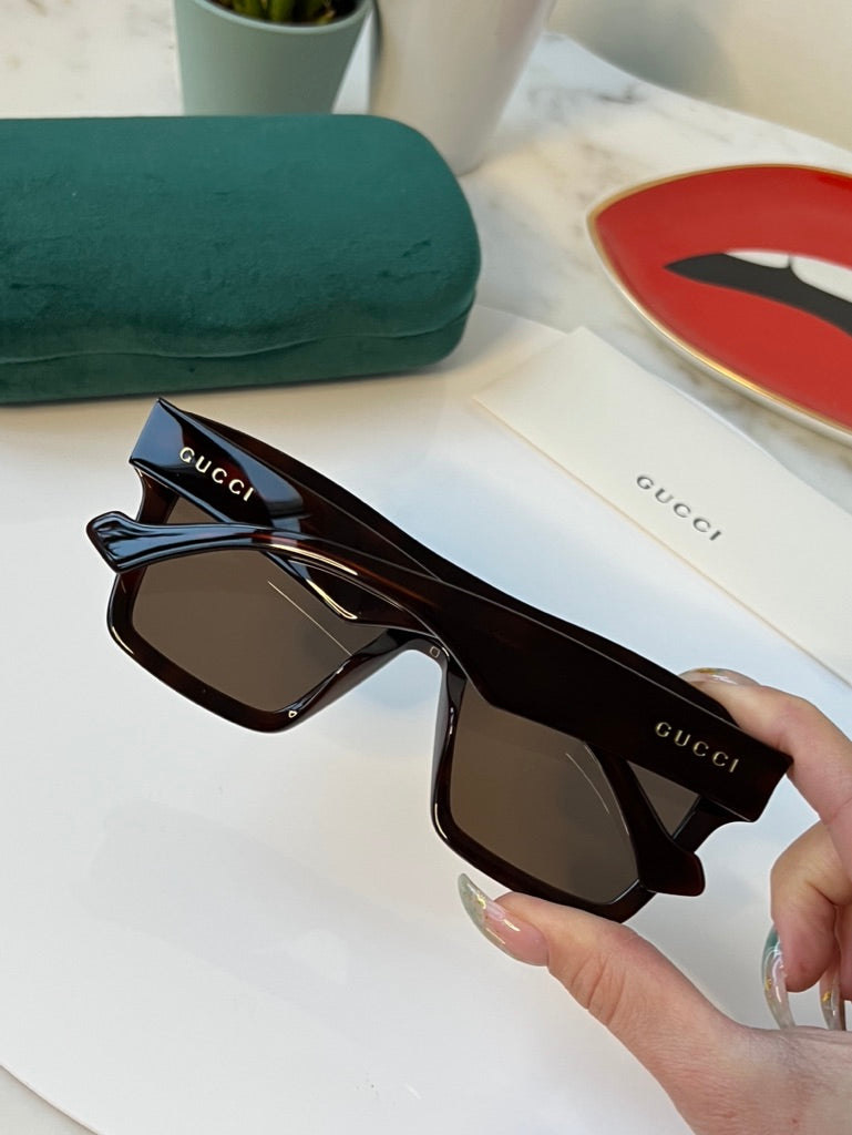 Gucci GG0962S Flat Top Oversized Sunglasses in Brown
