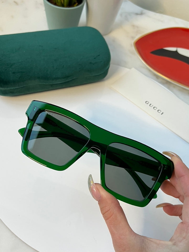 Gucci GG0962S Flat Top Oversized Sunglasses in Green
