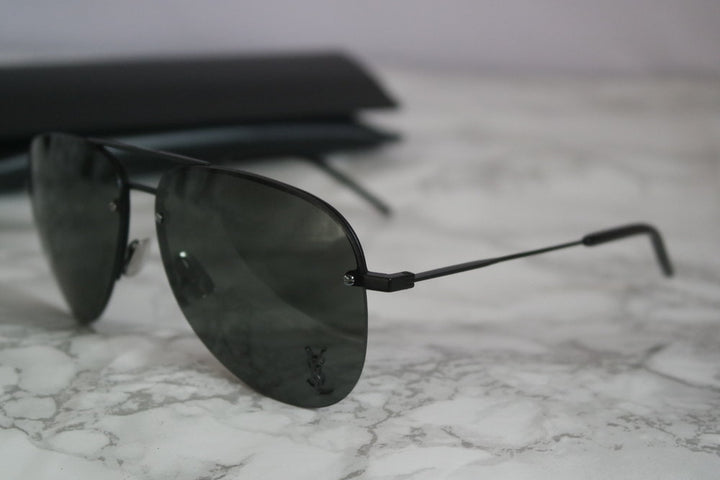 Saint Laurent Classic 11M Metal Logo Aviator Sunglasses in Black