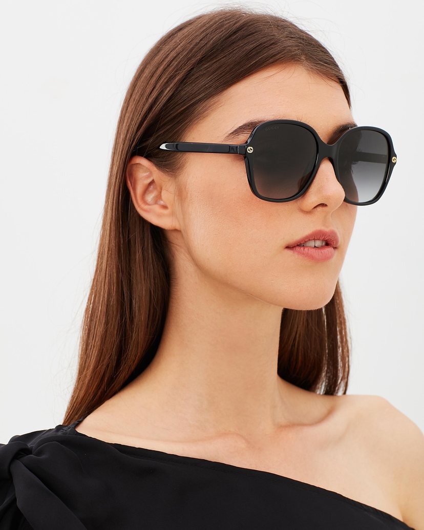 Gucci GG0092S Gafas de sol negras con logo rectangular redondeado 