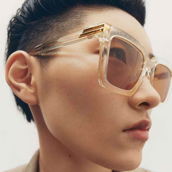 Bottega Veneta BV1005S Gafas de sol cuadradas transparentes