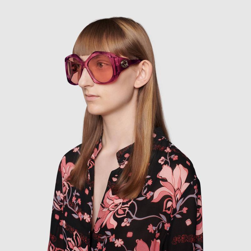 Gafas de sol rosas extragrandes Gucci GG0875S 