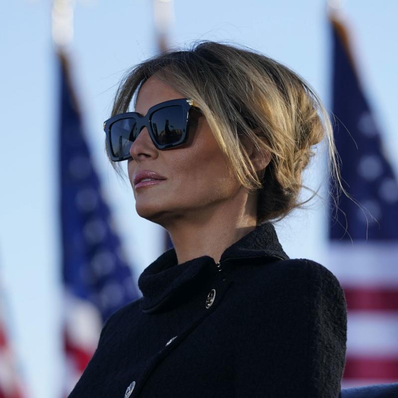 Bottega Veneta BV1005S Gafas de sol cuadradas negras