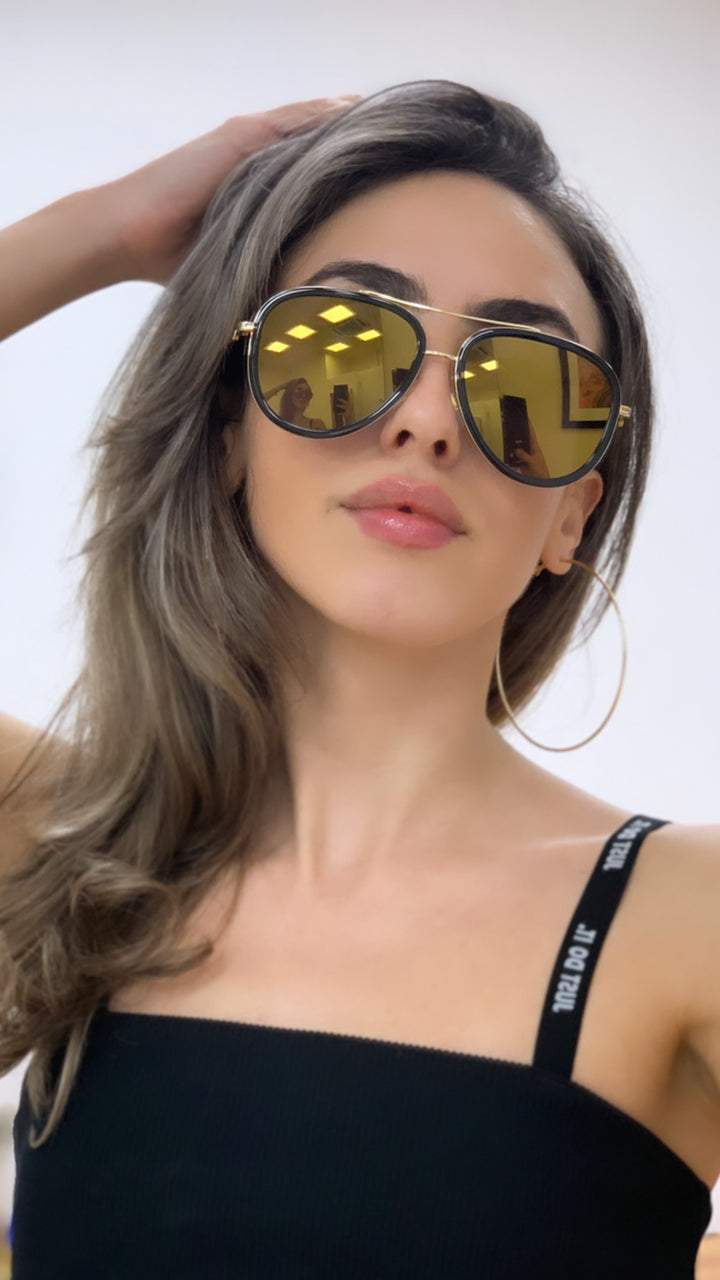 Gafas de sol estilo aviador Gucci GG0062S en espejo negro/dorado