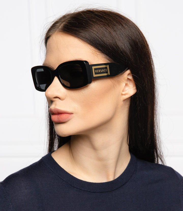 Versace VE4377 Gafas de sol rectangulares con logo negro