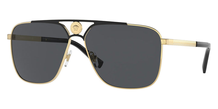 Versace VE2238 Gafas de sol de aviador cuadradas con lentes de metal dorado negro